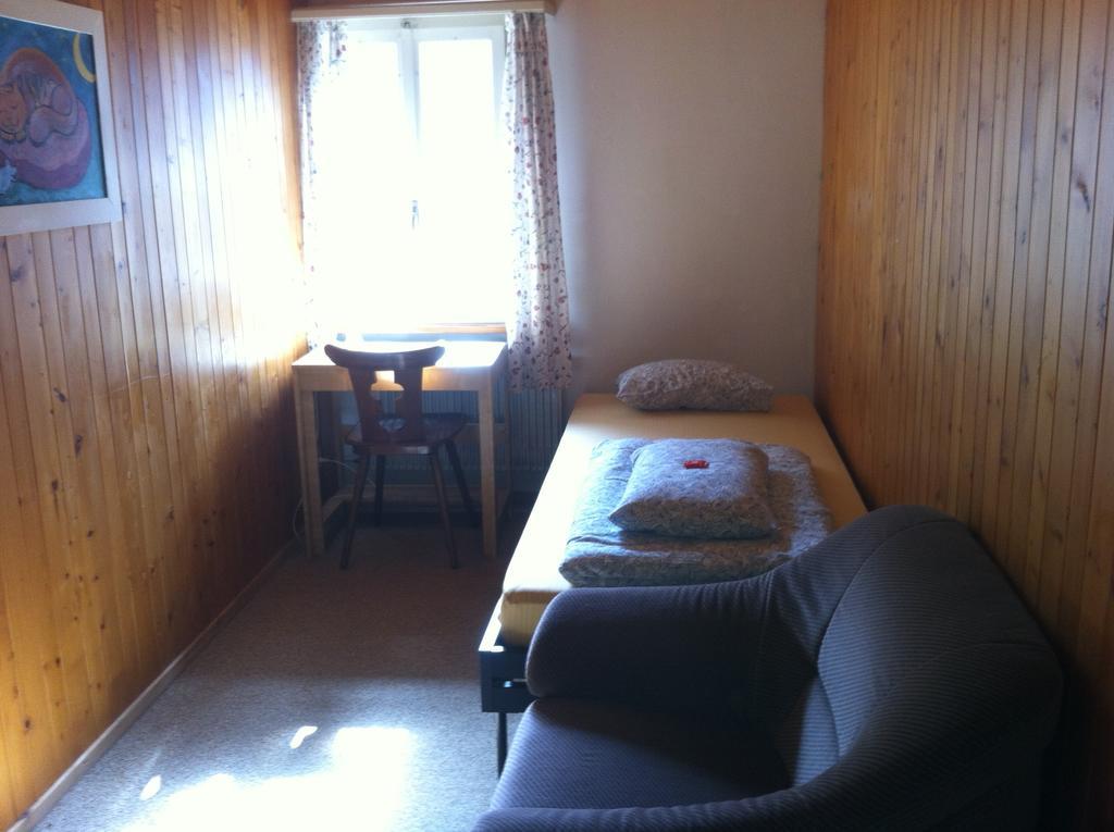 Gasthof Am Bach Bed & Breakfast Boltigen Rom bilde